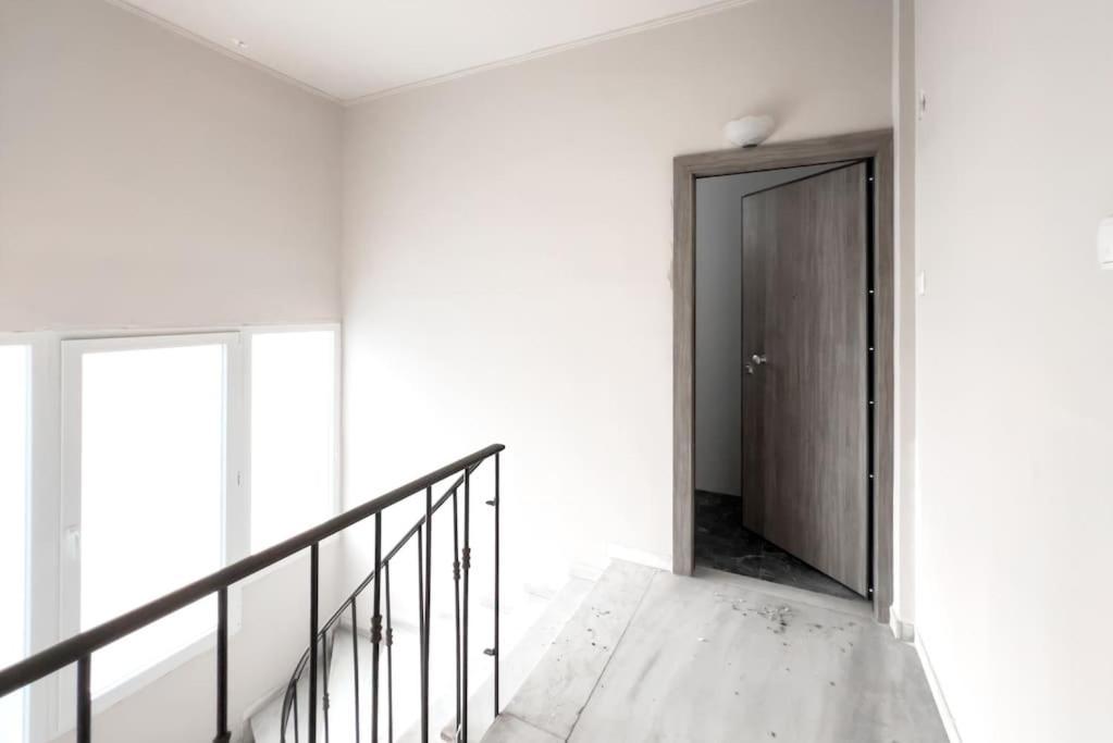 Spacious Penthouse Near Downtown Atenas Exterior foto