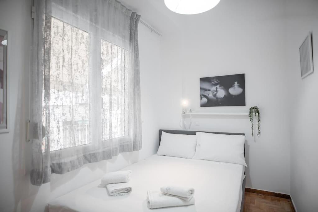Spacious Penthouse Near Downtown Atenas Exterior foto