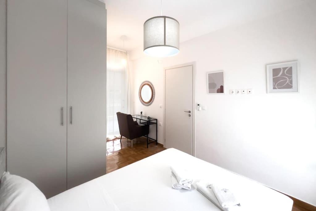 Spacious Penthouse Near Downtown Atenas Exterior foto