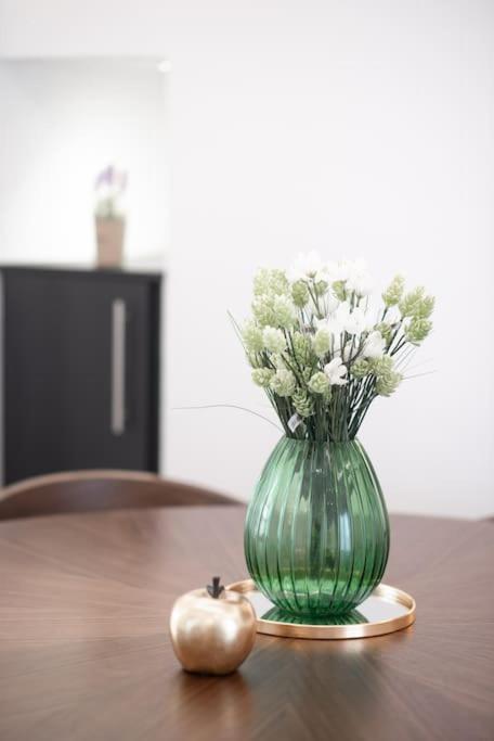 Spacious Penthouse Near Downtown Atenas Exterior foto