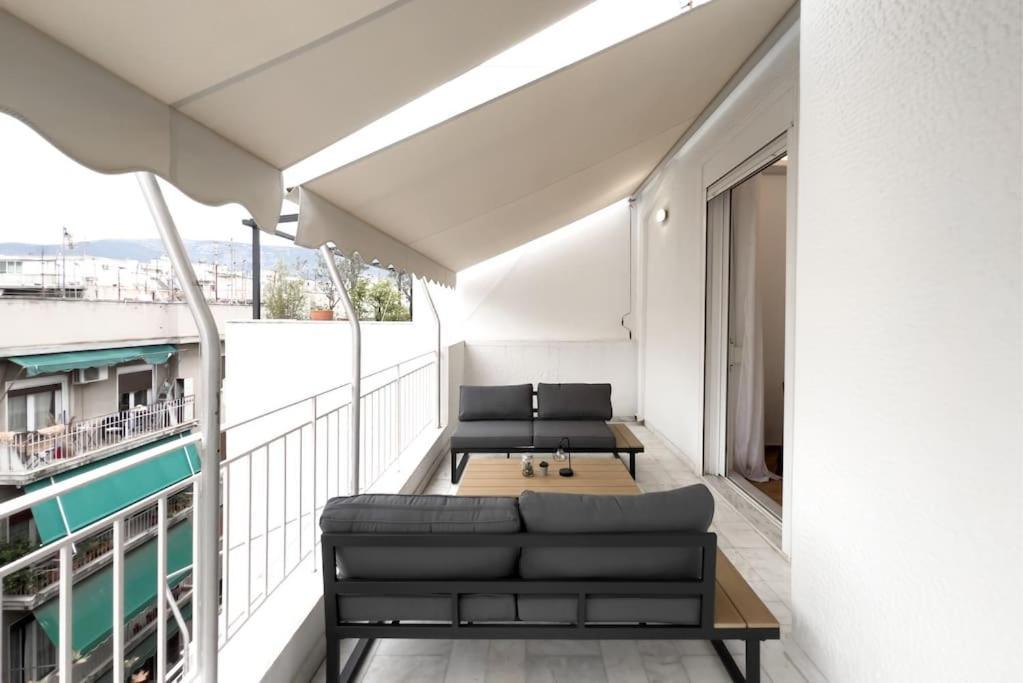 Spacious Penthouse Near Downtown Atenas Exterior foto